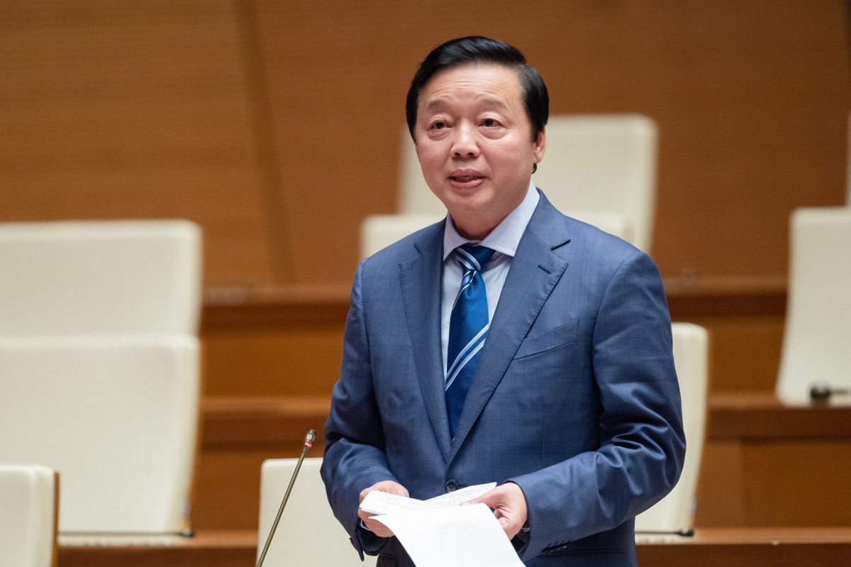 Phó Thủ tướng Trần Hồng Hà trả lời chất vấn